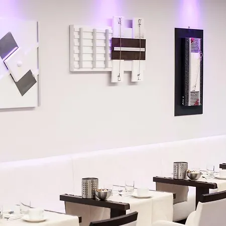 Otel Pannonia
