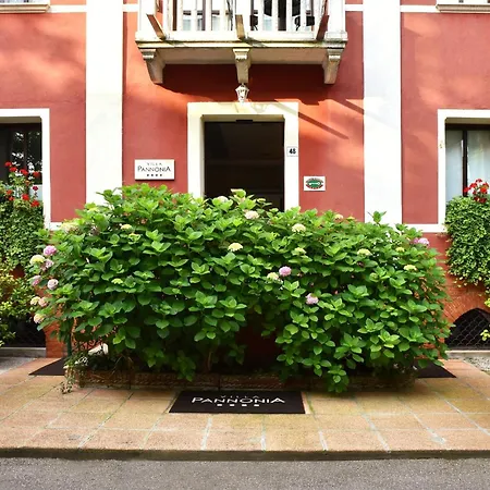 Pannonia Hotel 4*