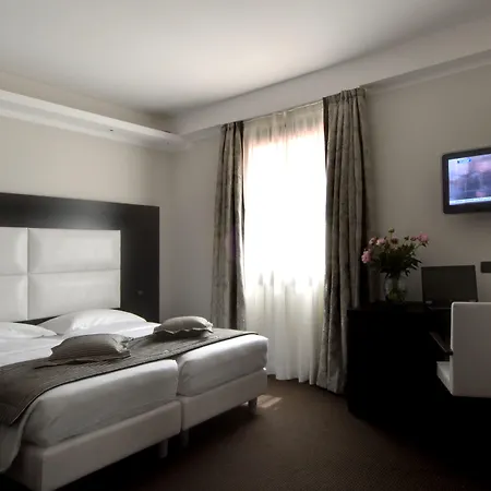 Pannonia 4* Lido de Venecia