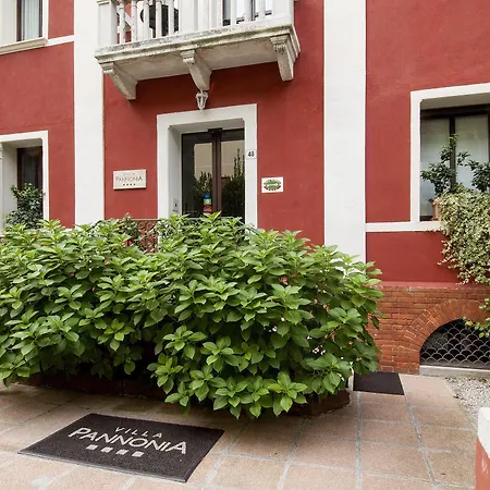 Hotel Pannonia 4*